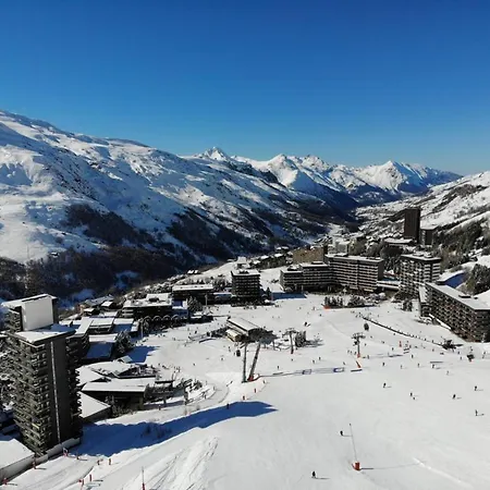 2 Pieces Pour 5 Pers., Au Pied Des Pistes, Balcon Est-sud, Coeur De La Croisette - Fr-1-452-243 Apartment *